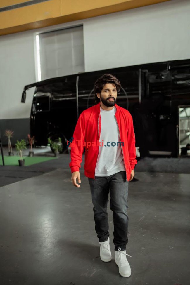 Alluarjun is Shooting for a Brand Endorsement in Hyderabad